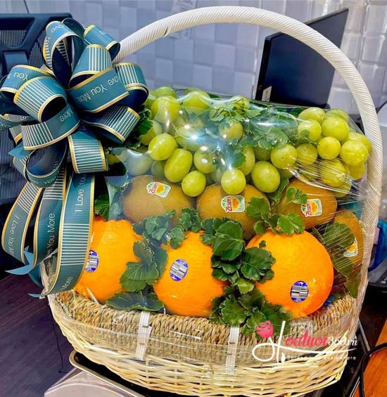 Gửi giỏ trái cây sinh nhật đại diện cho lời chúc trường thọ, sức khỏe